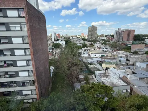 Departamento 6 ambientes con 1 baño