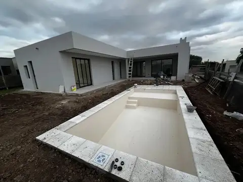 Casa en Alquiler en San Sebastián, USD 1.500