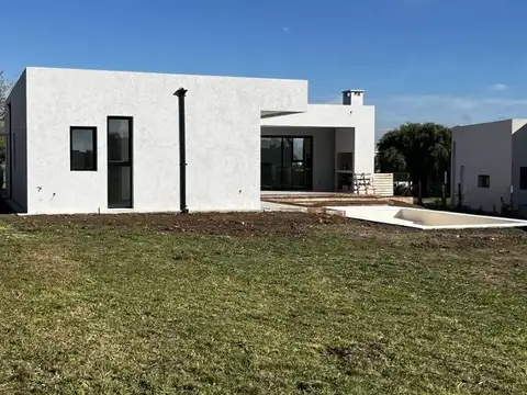 Casa en Alquiler en San Sebastián, USD 1.500