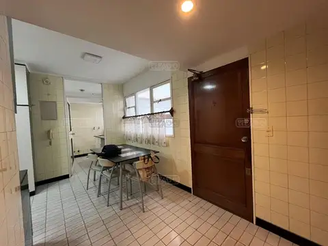 Departamento 4 ambientes con 3 baños