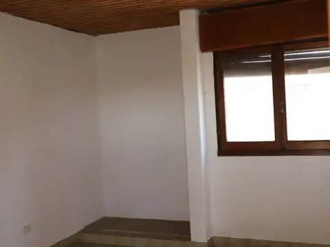 Casa 2 ambientes con 2 baños