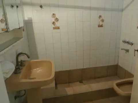 Oficina en Venta 70 años