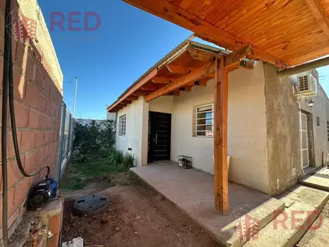 Casa 3 ambientes con 2 baños