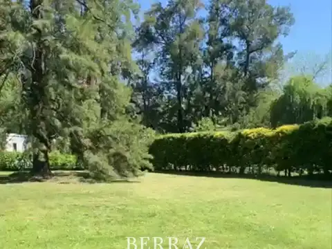 Lote venta de 700 m2 en Los Potrillos Manzanares Pilar