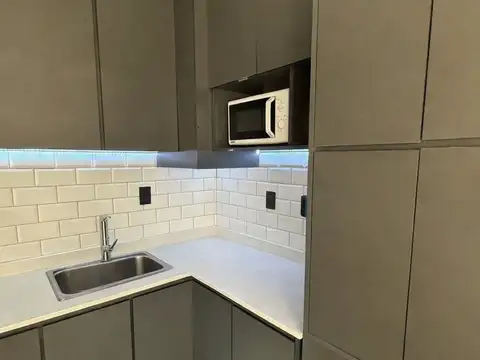Casa en venta c/ cochera en Merlo