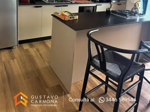CASA EN VENTA - EXCELENTE UBICACION