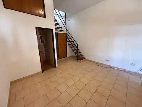 Depto Tipo Casa en Venta de 1 dormitorio