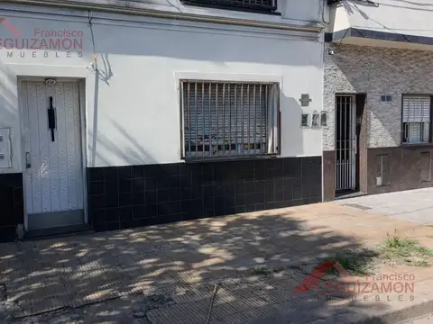 PH PLANTA BAJA 3 AMBIENTES   2 AMBIENTES – INGRESO INDEPENDIENTE – IDEAL DOS FAMILIAS