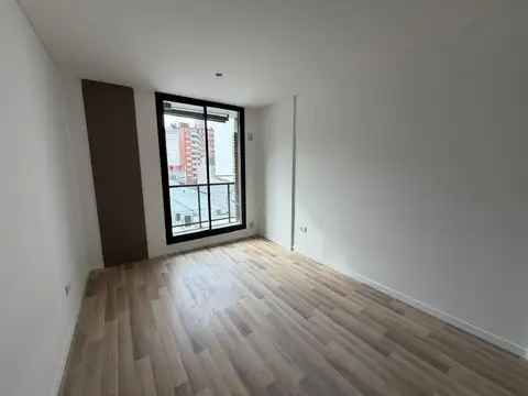 3 De Febrero 1440 , Piso 4