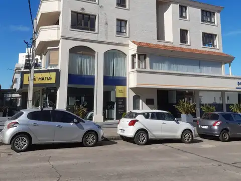 CALLE 24 100