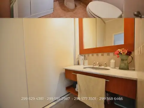 Casa en Venta con 3 cocheras