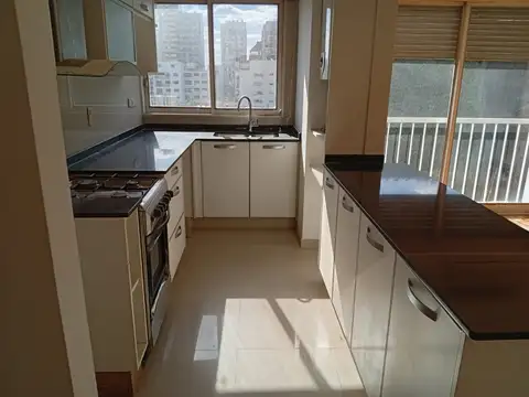Departamento en Alquiler con 1 cocheras