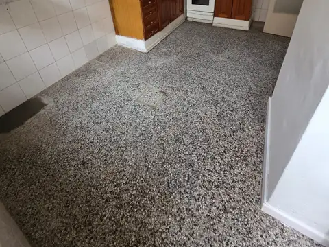 Estupendo PH, en planta baja 2 ambientes tipo casa Sin Expensas con patio
