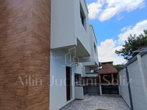 Casa en Alquiler Temporal con 1 cochera