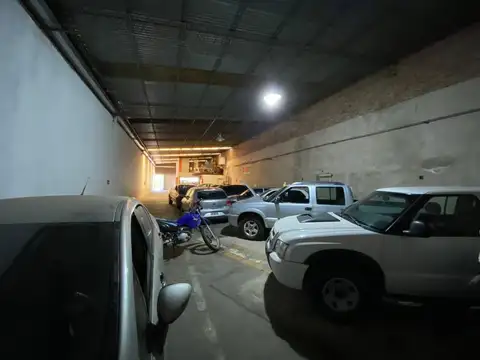 Galpon en Venta 36  mts Fondo