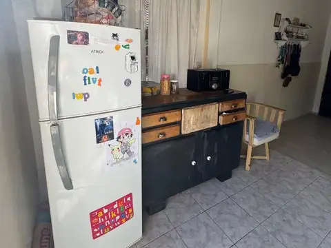 Casa de 6 Ambientes con Pileta, Parrilla y Cochera en LOMAS
