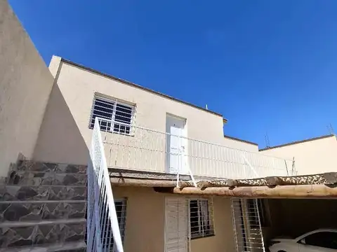 Perú  al 2400