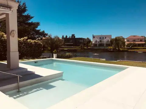 Casa en Venta de 5 dormitorios