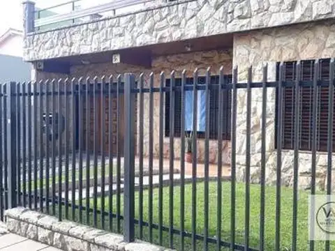 Casa en Venta en Hurlingham, USD 240.000