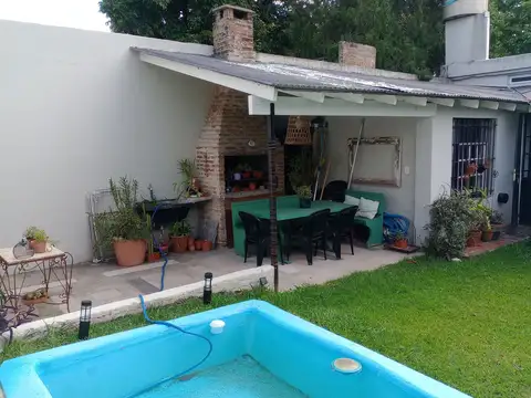 Departamento 5 ambientes con 2 baños