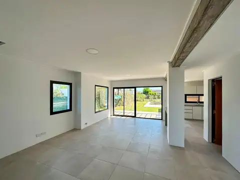 Casa en Alquiler al Oeste