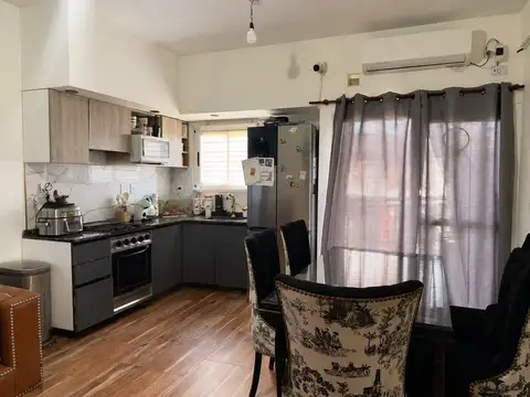 Departamento en Venta en Villa Luzuriaga, USD 75.000