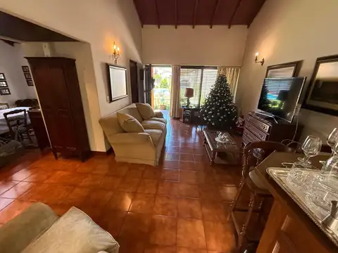 Casa en Venta en El Talar, USD 240.000