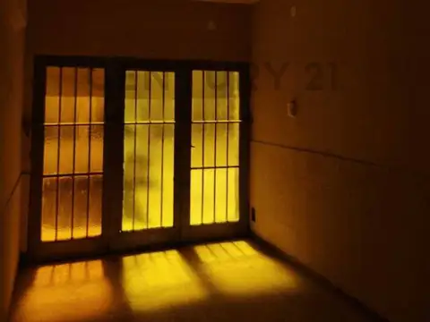 VENTA CASA DE 3 DORMITORIOS EN BARRIO GUEMES, A UNA CUADRA DE LA CAÑADA
