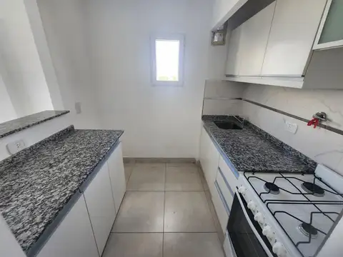 Leandro N. Alem 7000, Piso 1°