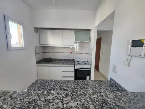 Departamento en Alquiler en Martín Coronado, $ 465.000