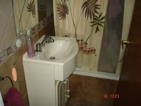 Departamento en Alquiler en Moron Sur, $ 650.000