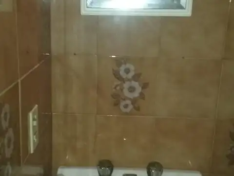 Casa en Alquiler en Ramos Mejia, $ 1.100.000