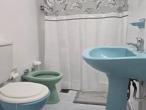 Depto Tipo Casa 2 ambientes con 1 baño