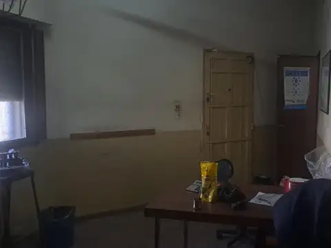 Depósito y/o Taller Santa Cruz 603 y R. Salado Ezpeleta Este