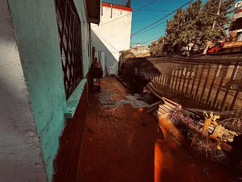 Depto Tipo Casa en Venta en Villa Maipu, USD 99.000