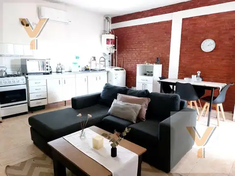 Depto Tipo Casa en Venta de 2 ambientes