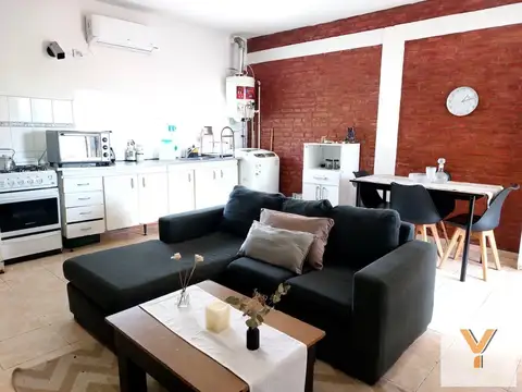 Depto Tipo Casa en Venta de 2 ambientes