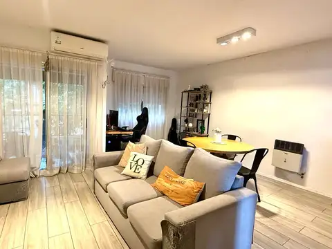 Venta Departamento, piso exclusivo, 2 dormitorios, balcon, parrilla, Republica de la sexta, Rosario