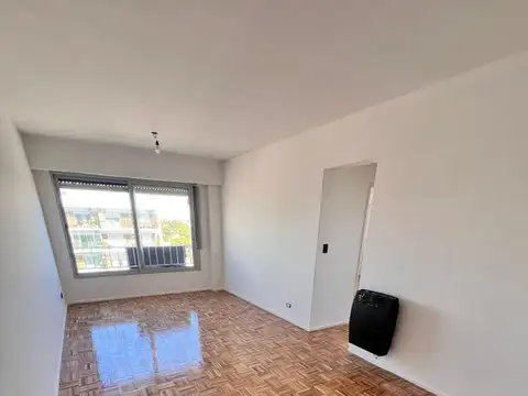 Departamento de 3 ambientes reciclado!