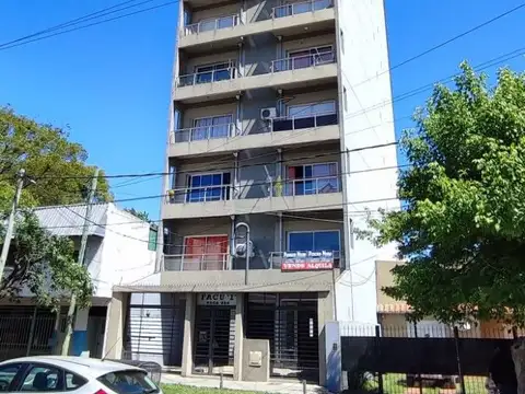 Julio A. Roca 900, Piso 2