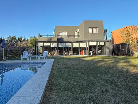 Casa en Venta de 4 dormitorios