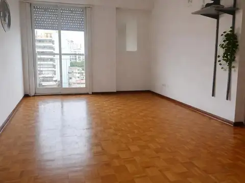 Departamento en Venta de 2 ambientes en Parque Centenario. Apto Credito.