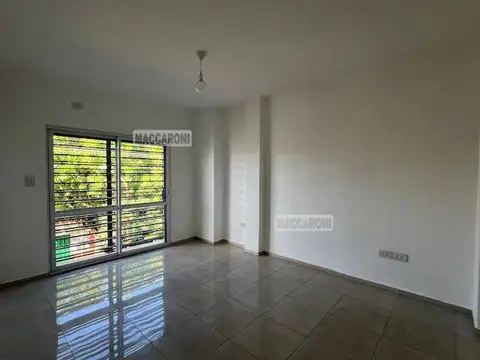 Departamento en Alquiler en Lomas del Mirador, $ 550.000