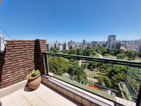 Departamento dos ambientes con balcón.