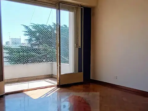 Departamento en Venta al Noreste