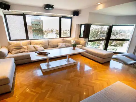 Departamento en Venta de 6 ambientes