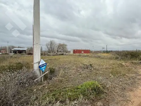 En Venta, Lote de 300 m2, Barrio La Dorada Senillosa