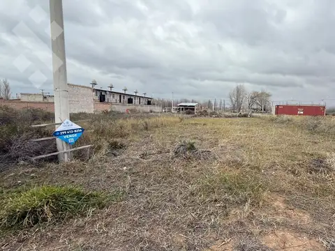 En Venta, Lote de 300 m2, Barrio La Dorada Senillosa
