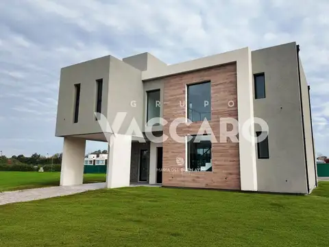 Casa en venta, 5 ambientes en Ituzaingo barrio cerrado con amenities