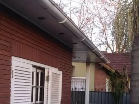 EXCELENTE CHALET EN ZONA RESIDENCIAL